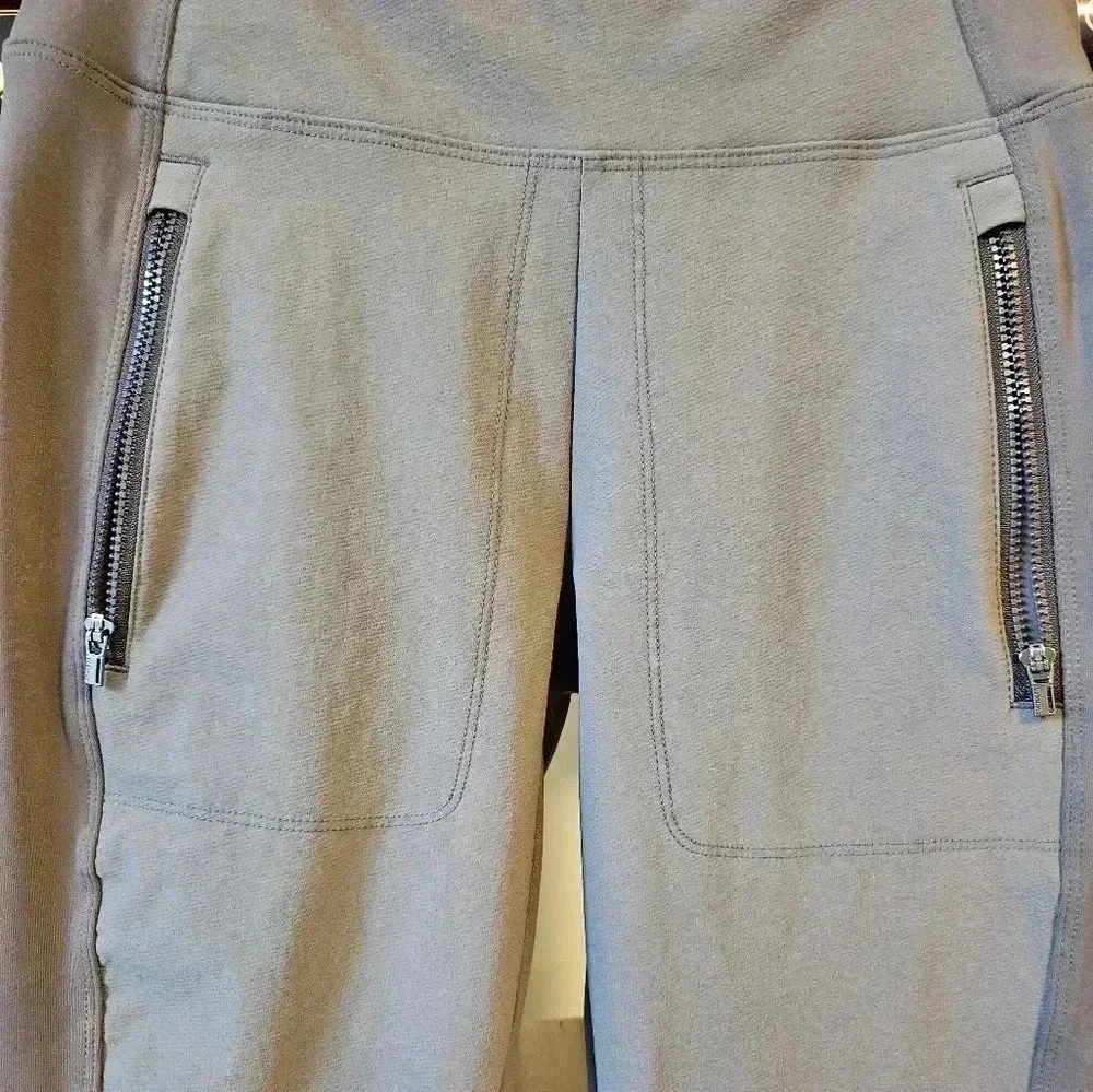 Athleta Headlands Hybrid Tight Pants Shale 2